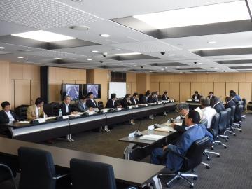 予算常任委員会